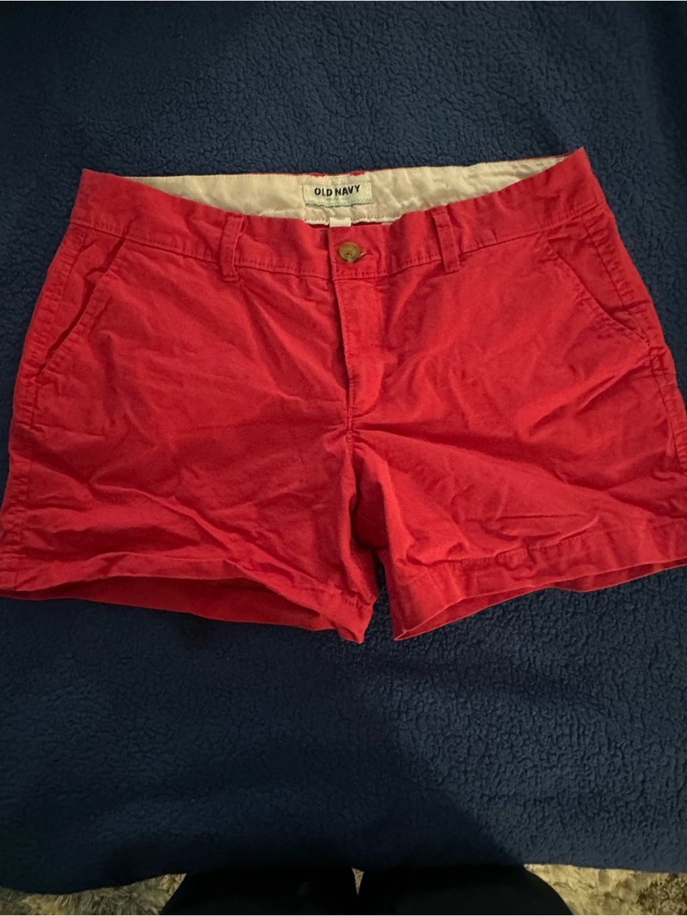 Old Navy Women's magenta Chino Shorts